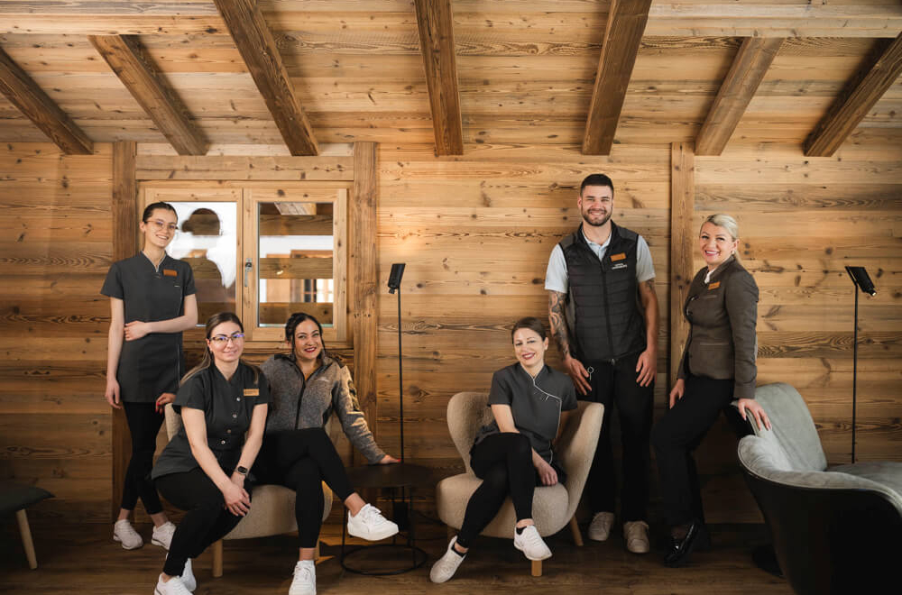 Housekeeping-Team, fĂĽr perfekte Zimmer und Sauberkeit.